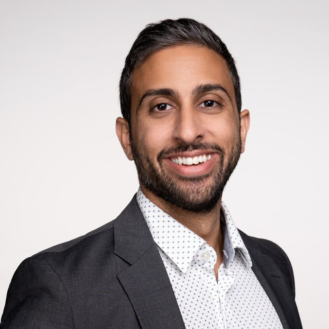 Neil Batlivala, Advisor